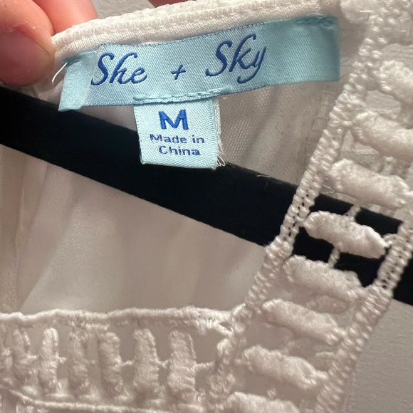 She + sky white lace dress - Picture 3 of 3